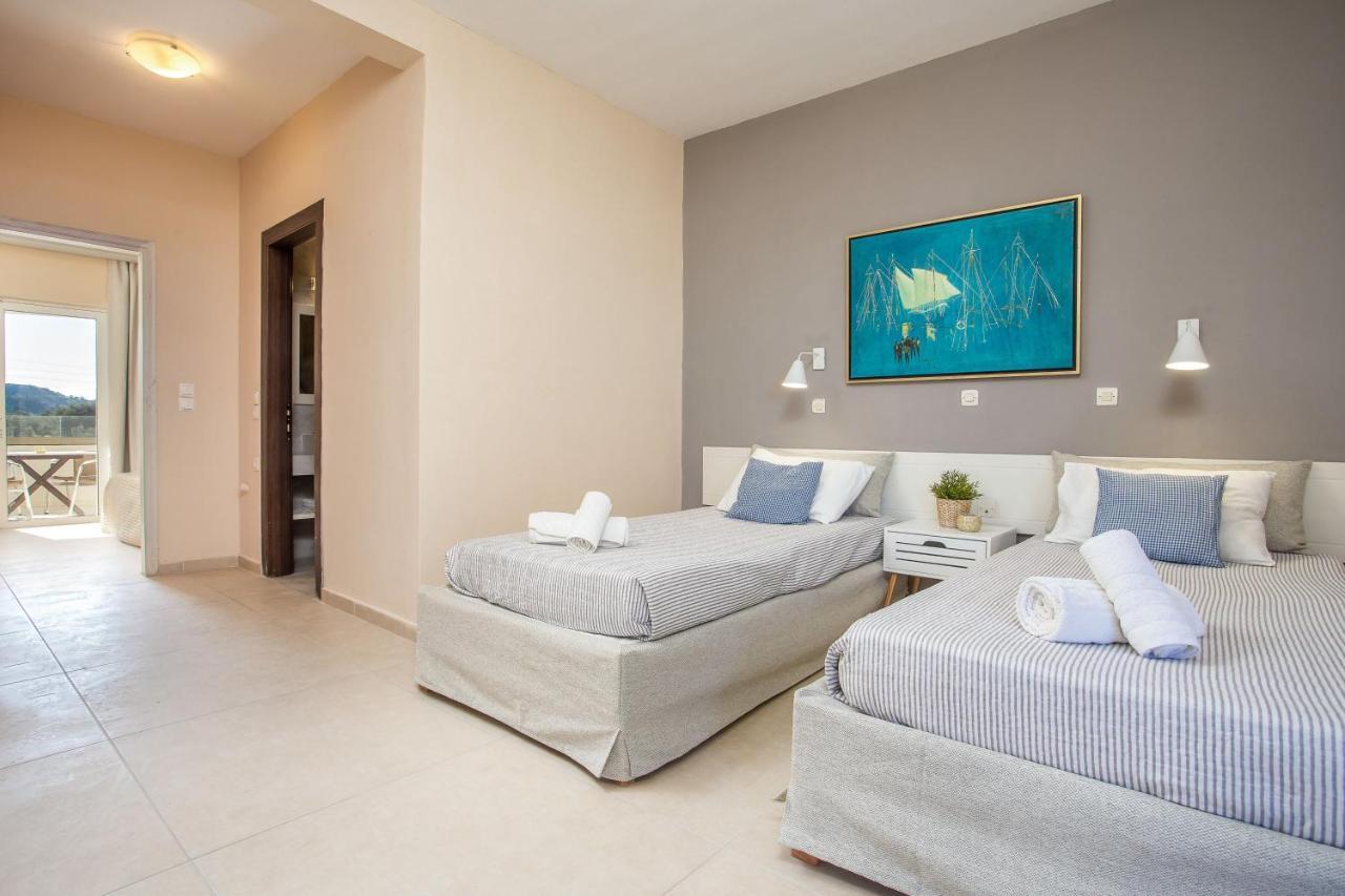 Evita Aparthotel 3*